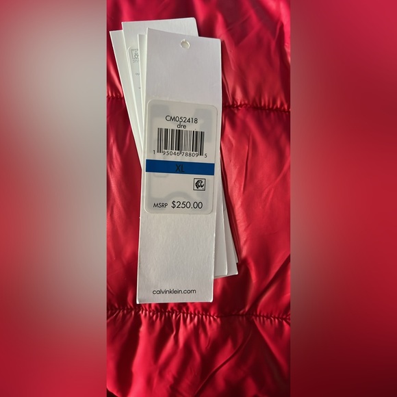 size extra large red puffer coat warm - Picture 4 of 4